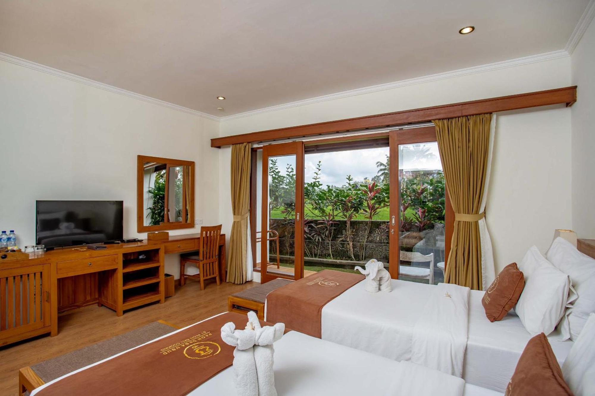 Hotel Paon Desa